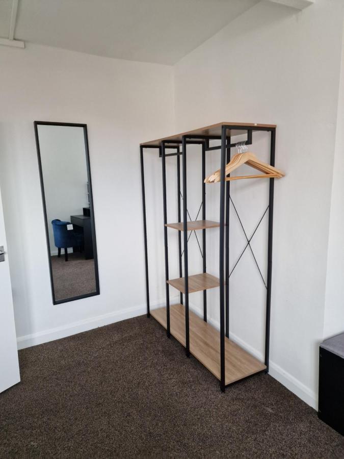 Balco Sherwood Apartment - 2 Bedrooms, 5 Beds - Sky Tv And Internet ノッティンガム エクステリア 写真