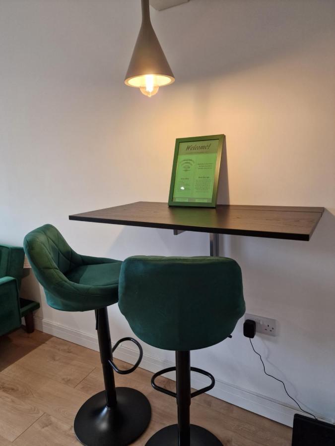 Balco Sherwood Apartment - 2 Bedrooms, 5 Beds - Sky Tv And Internet ノッティンガム エクステリア 写真