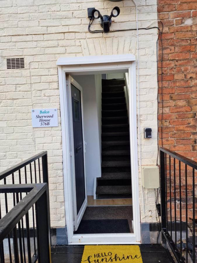 Balco Sherwood Apartment - 2 Bedrooms, 5 Beds - Sky Tv And Internet ノッティンガム エクステリア 写真