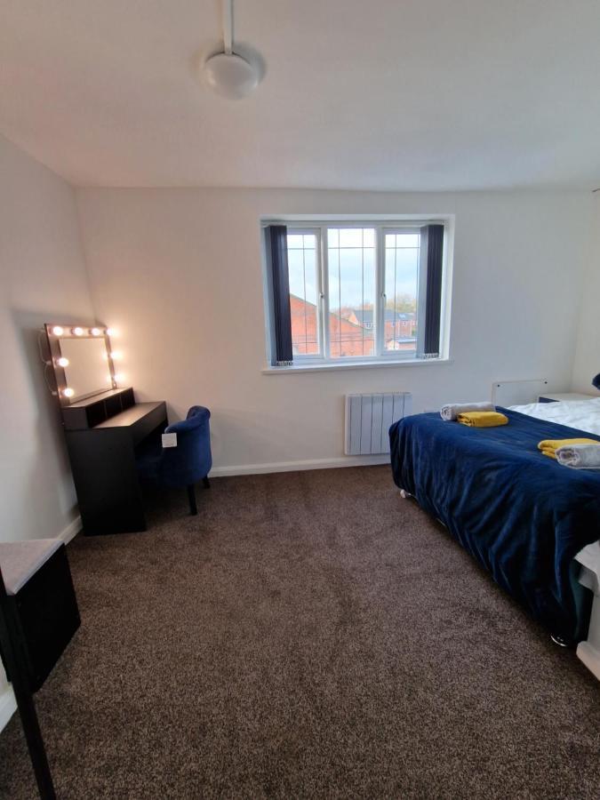 Balco Sherwood Apartment - 2 Bedrooms, 5 Beds - Sky Tv And Internet ノッティンガム エクステリア 写真